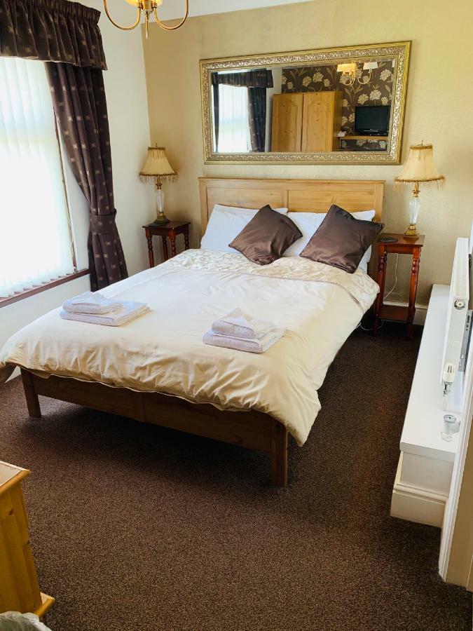 Milton Hotel Llanwern Village نيوبورت المظهر الخارجي الصورة